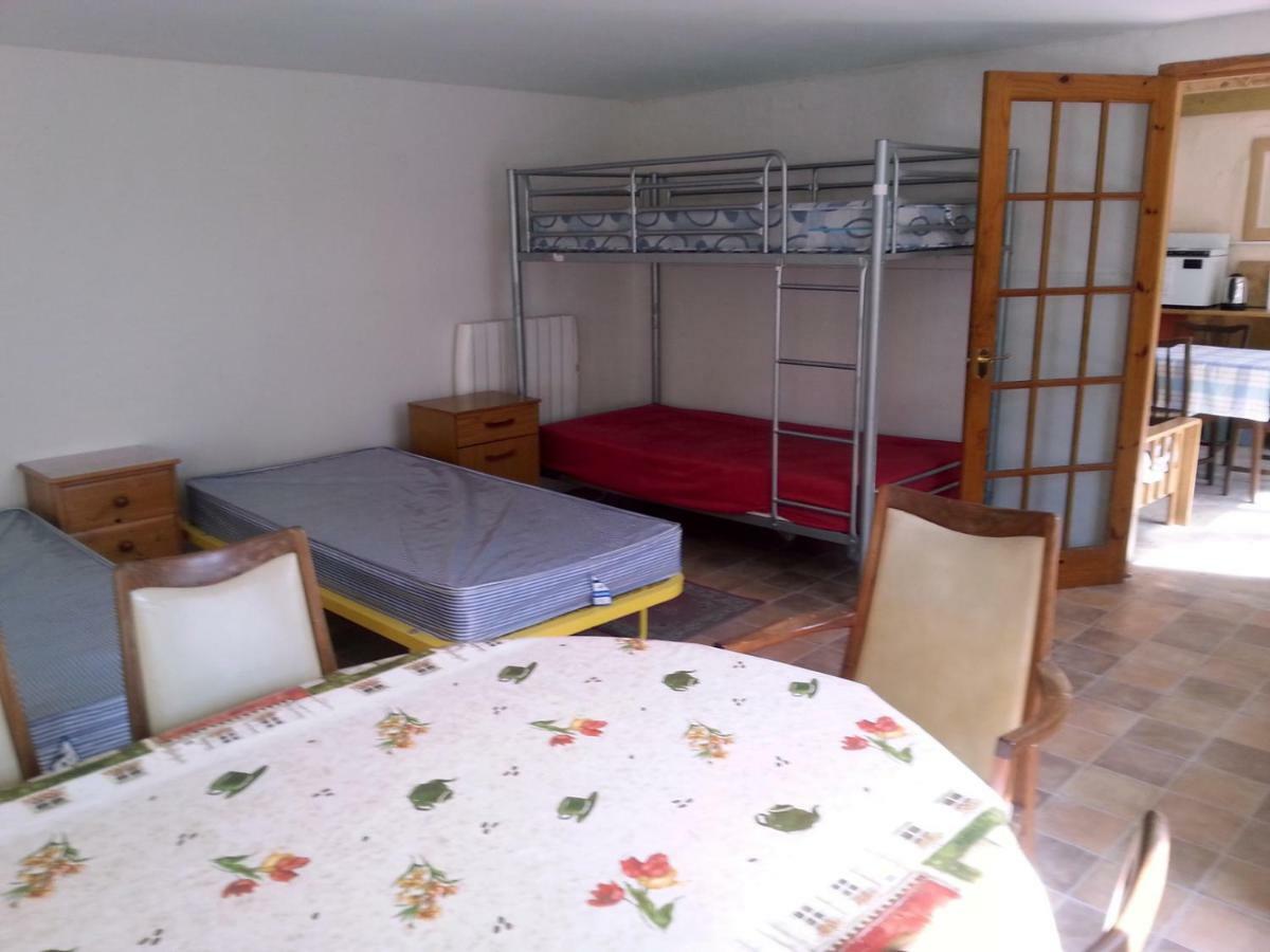 הלסטון Granary Barn Hostel מראה חיצוני תמונה