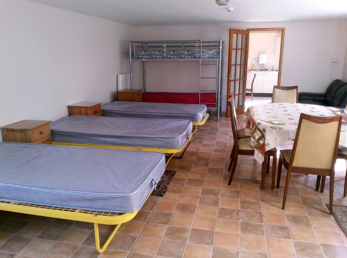 הלסטון Granary Barn Hostel מראה חיצוני תמונה